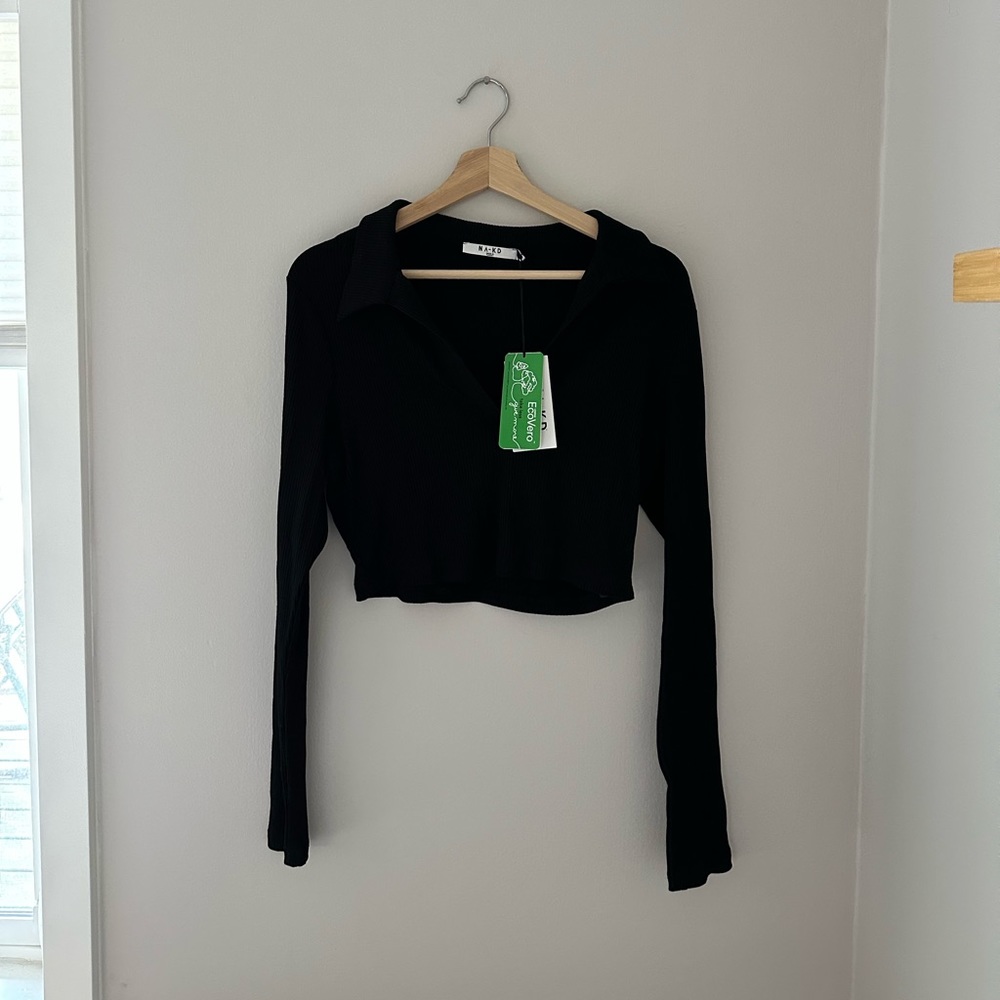 NA-KD Collar Crop Top